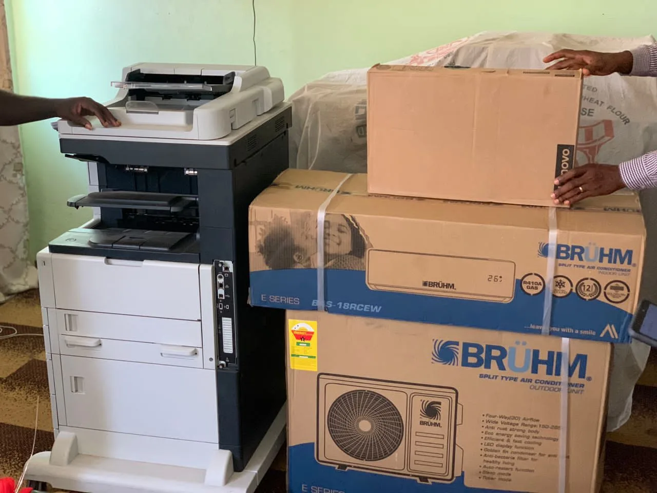 Samuel Atta Mills donates to KEEA