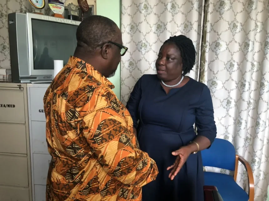 Samuel Atta Mills donates to KEEA