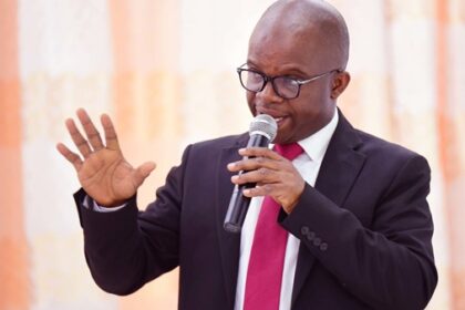 Dr Stephen Amoah