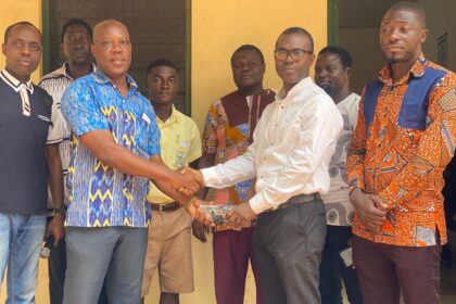 Gizella Tetteh-Agbotui donates to Senya SHS