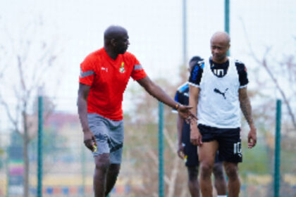 Otto Add on Dede Ayew