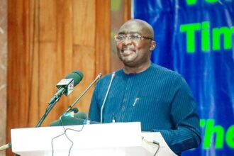 Dr Bawumia engages the media